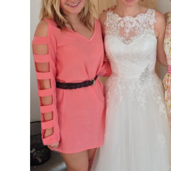 Coral in the rung dress - Picture 4 of 6